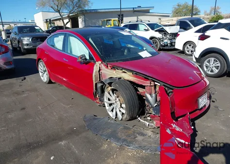 2018 Tesla Model 3 Long Range/Mid Range from USA, damaged, VIN 5YJ3E1EA7JF052671